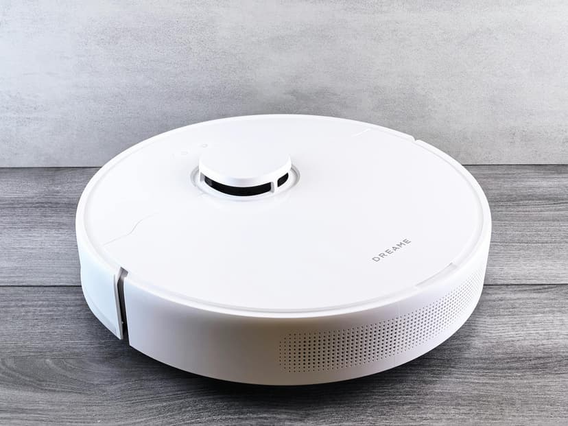 Ecovacs N8 Pro+ vs Roborock Q5+: Budget Pick 2026