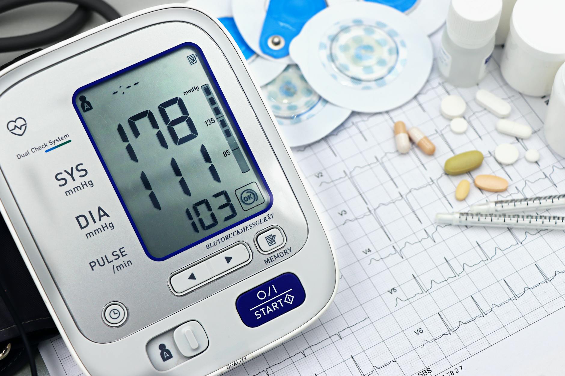 best home blood pressure monitor 2026 — Complete Buying Guide (2026)